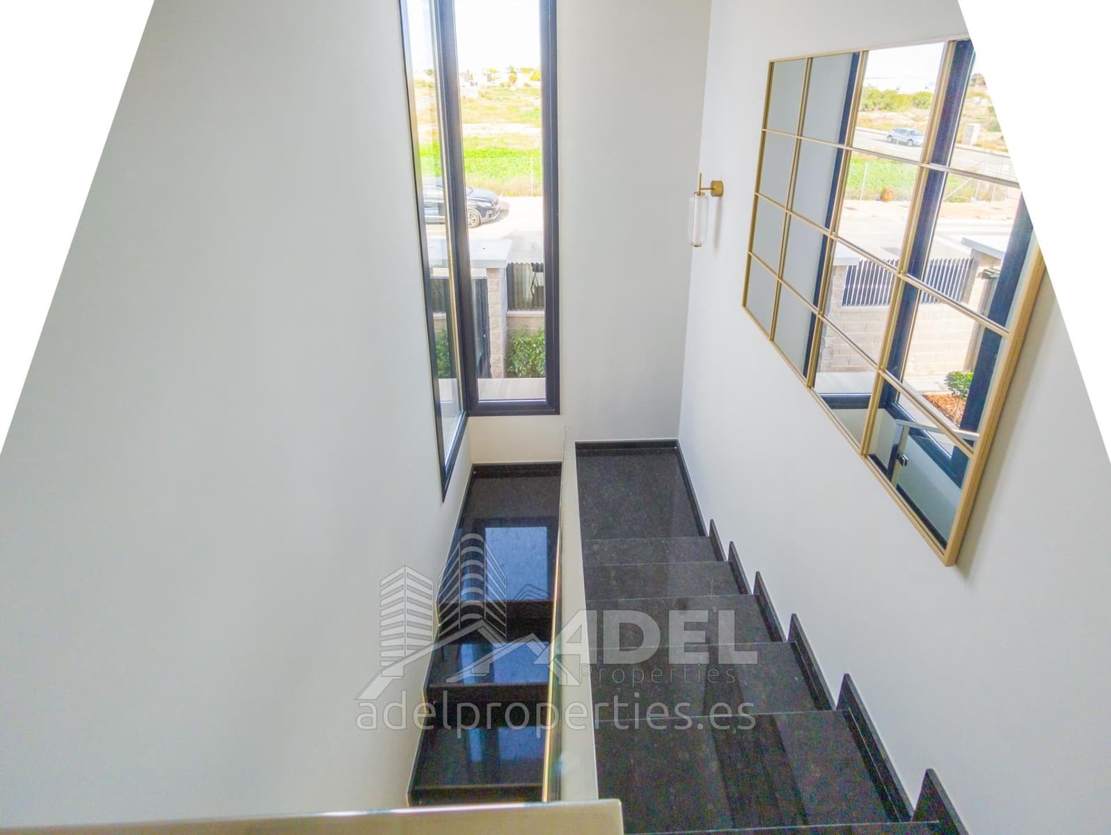 3 Zimmer Villa zu verkaufen in Ciudad Quesada mit Pool - 570.000 € (Ref: 9462038)
