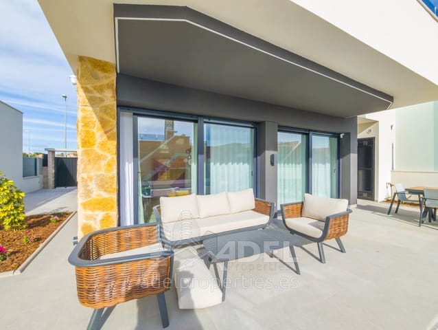 3 Zimmer Villa zu verkaufen in Ciudad Quesada, Rojales mit Pool - 588.000 € (Ref: 9462038)