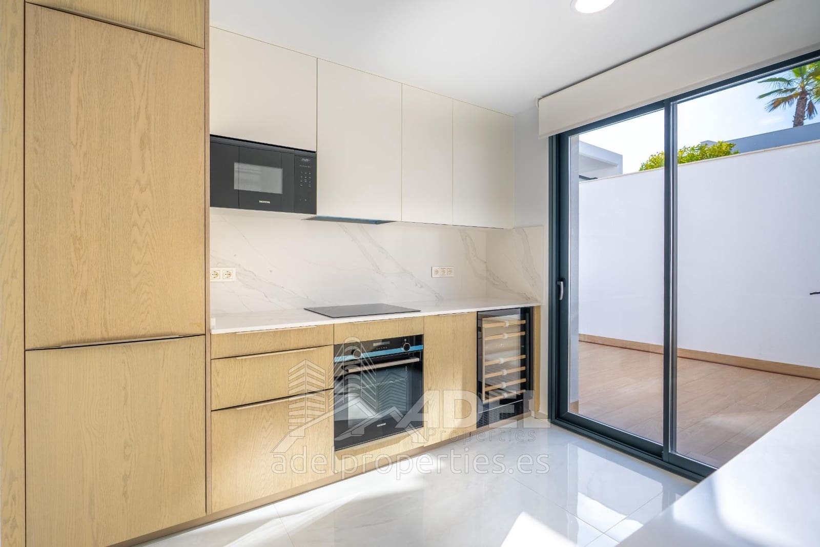 6 bedroom Villa for sale in Campoamor with pool garage - € 1,780,000 (Ref: 9482024)