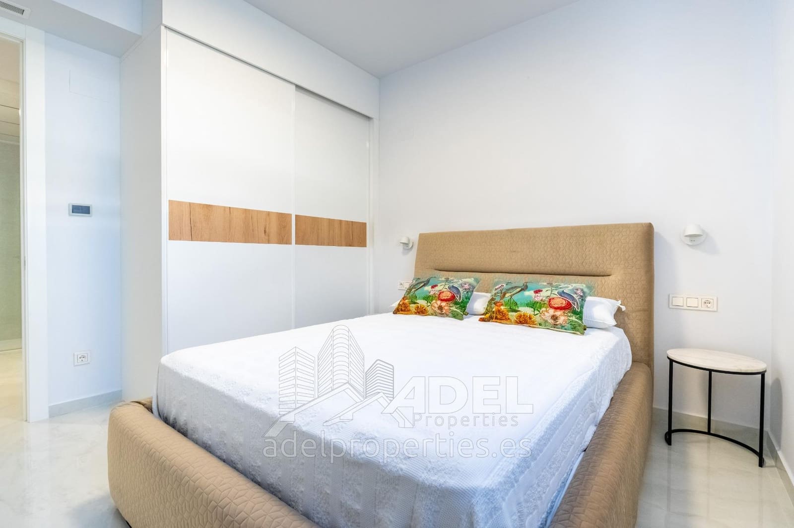 6 bedroom Villa for sale in Campoamor with pool garage - € 1,780,000 (Ref: 9482024)