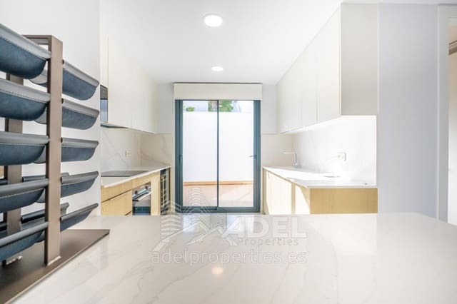 6 bedroom Villa for sale in Campoamor, Orihuela with pool garage - € 1,780,000 (Ref: 9482024)