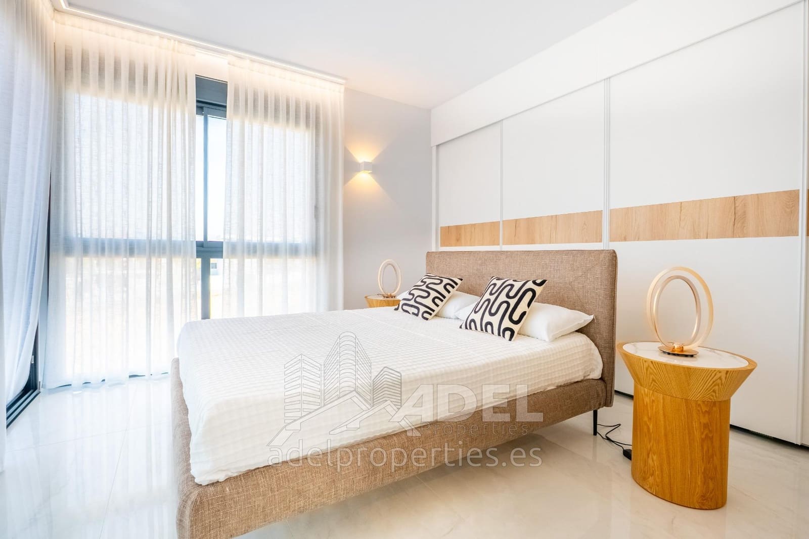 6 bedroom Villa for sale in Campoamor with pool garage - € 1,780,000 (Ref: 9482024)