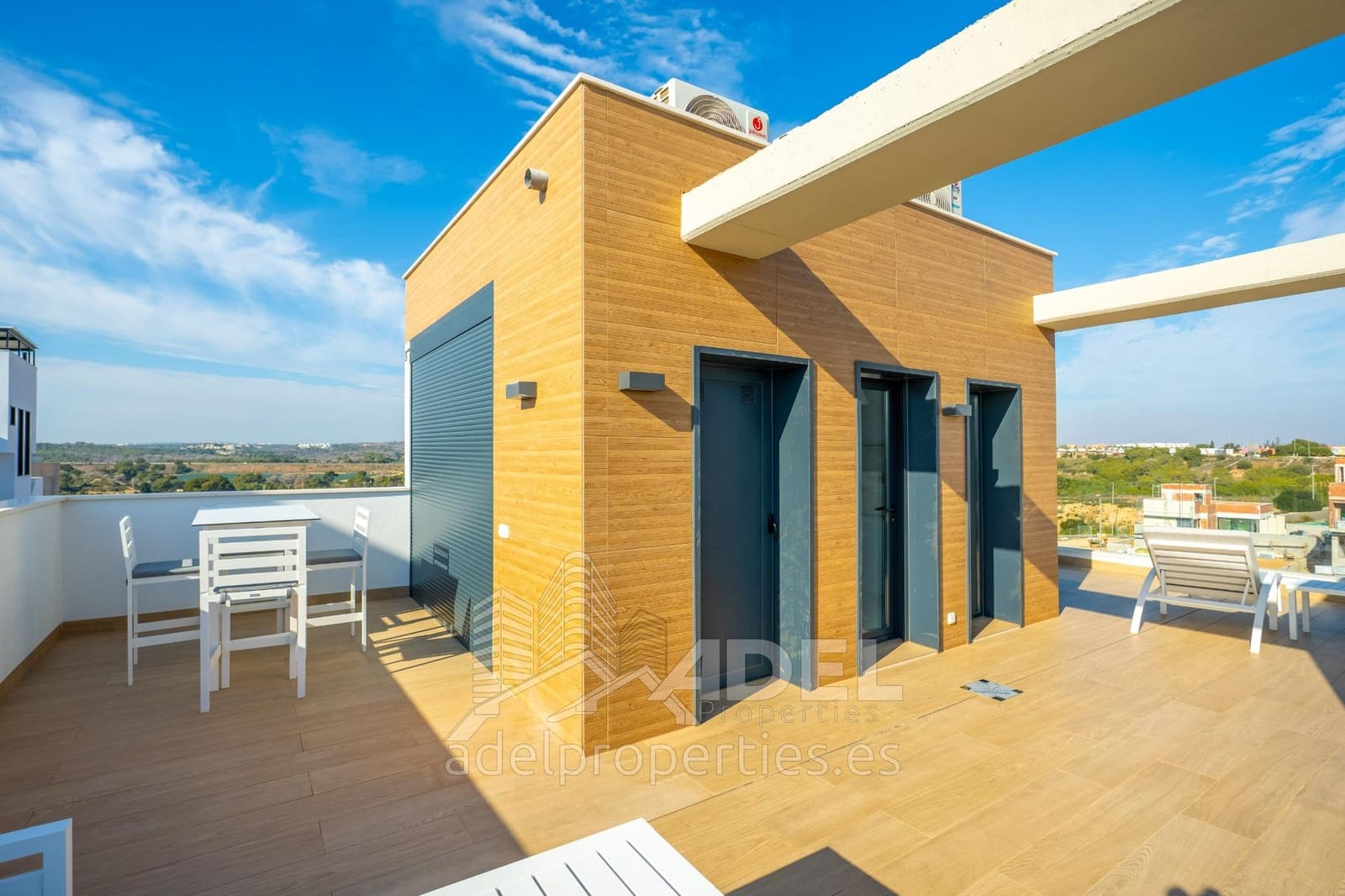 6 bedroom Villa for sale in Campoamor with pool garage - € 1,780,000 (Ref: 9482024)