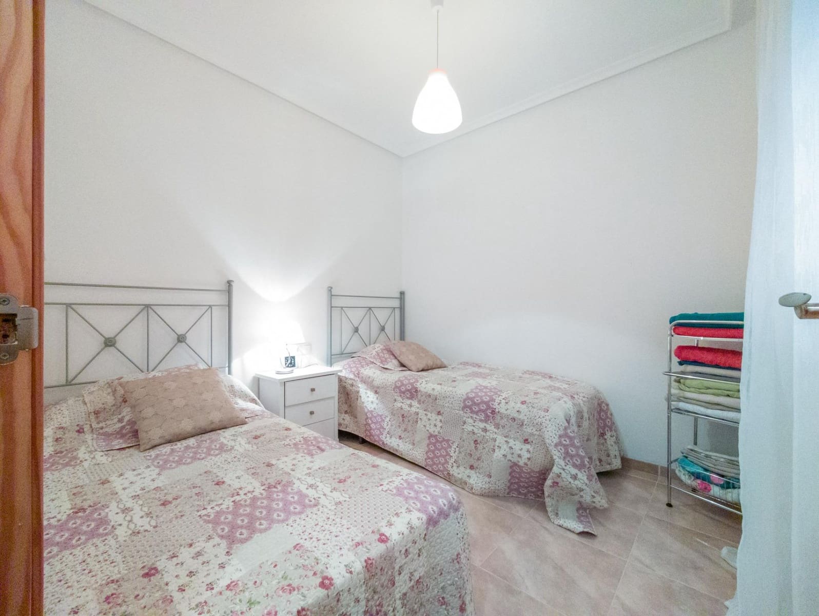 2 bedroom Apartment for sale in Torrevieja - € 140,000 (Ref: 9502238)