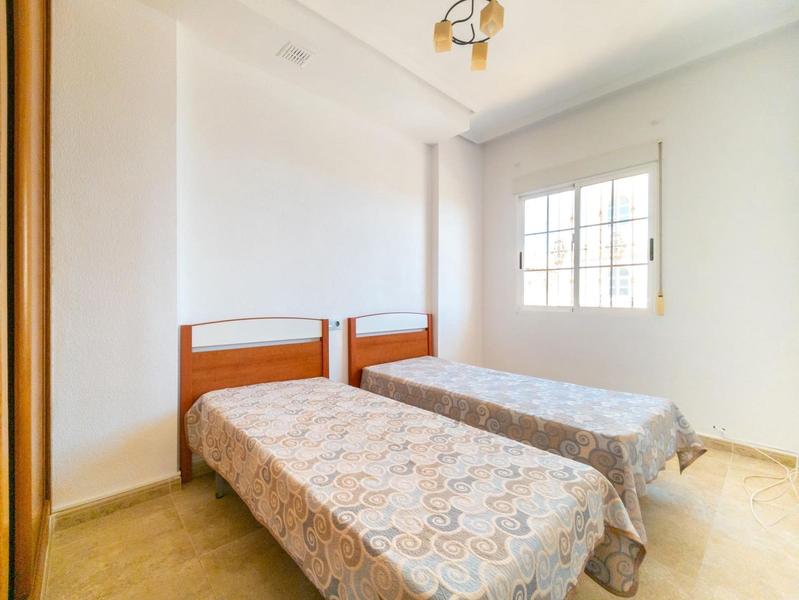 3 Zimmer Villa zu verkaufen in La Mata mit Garage - 420.000 € (Ref: 9516069)