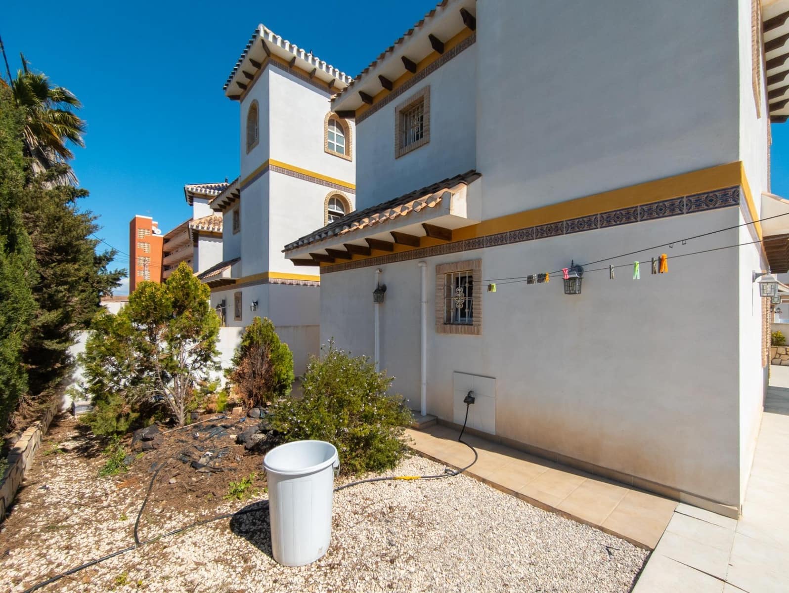 3 Zimmer Villa zu verkaufen in La Mata mit Garage - 420.000 € (Ref: 9516069)