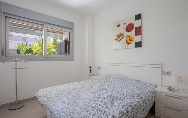 2 slaapkamer Appartement te koop in La Veleta, Torrevieja met zwembad - € 250.000 (Ref: 9527647)