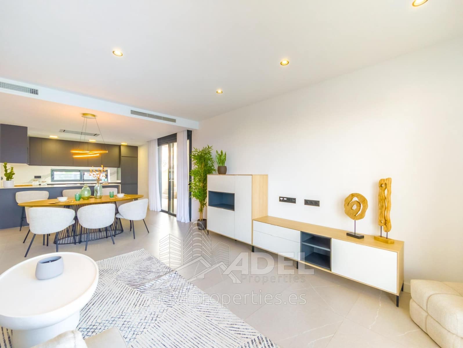 3 slaapkamer Villa te koop in Torrevieja met zwembad garage - € 595.000 (Ref: 9561742)