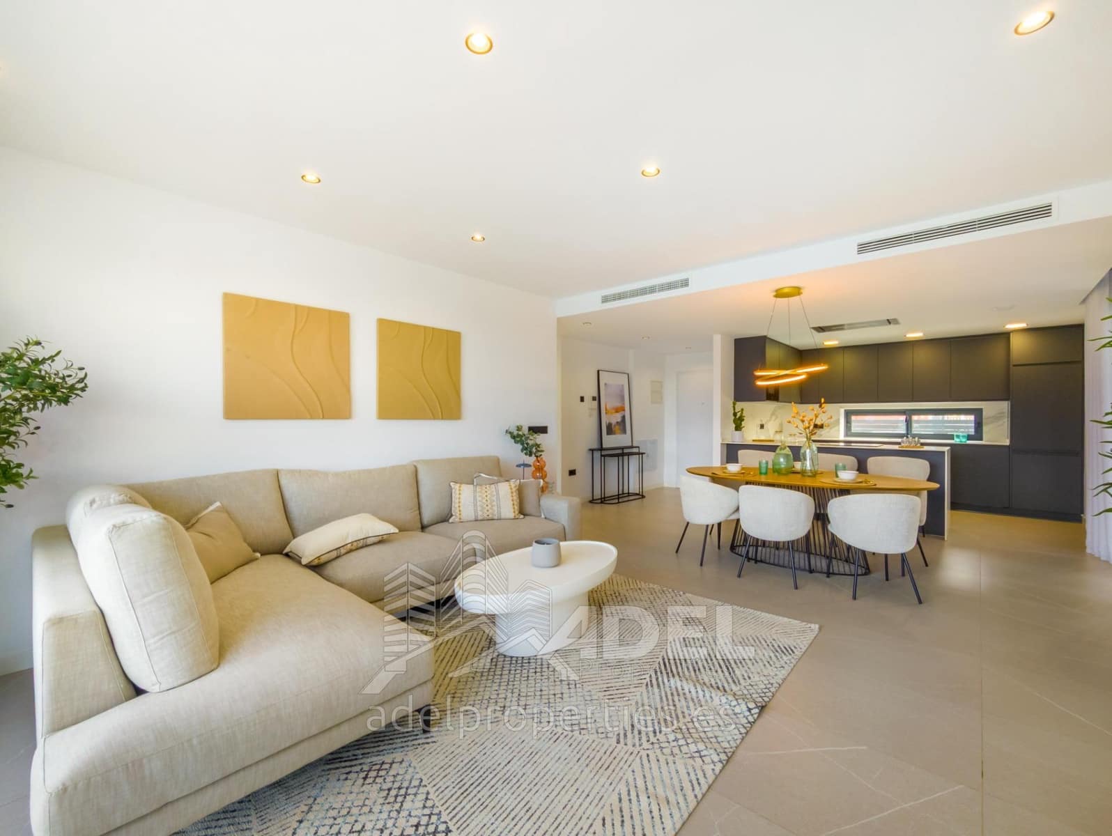3 slaapkamer Villa te koop in Torrevieja met zwembad garage - € 595.000 (Ref: 9561742)