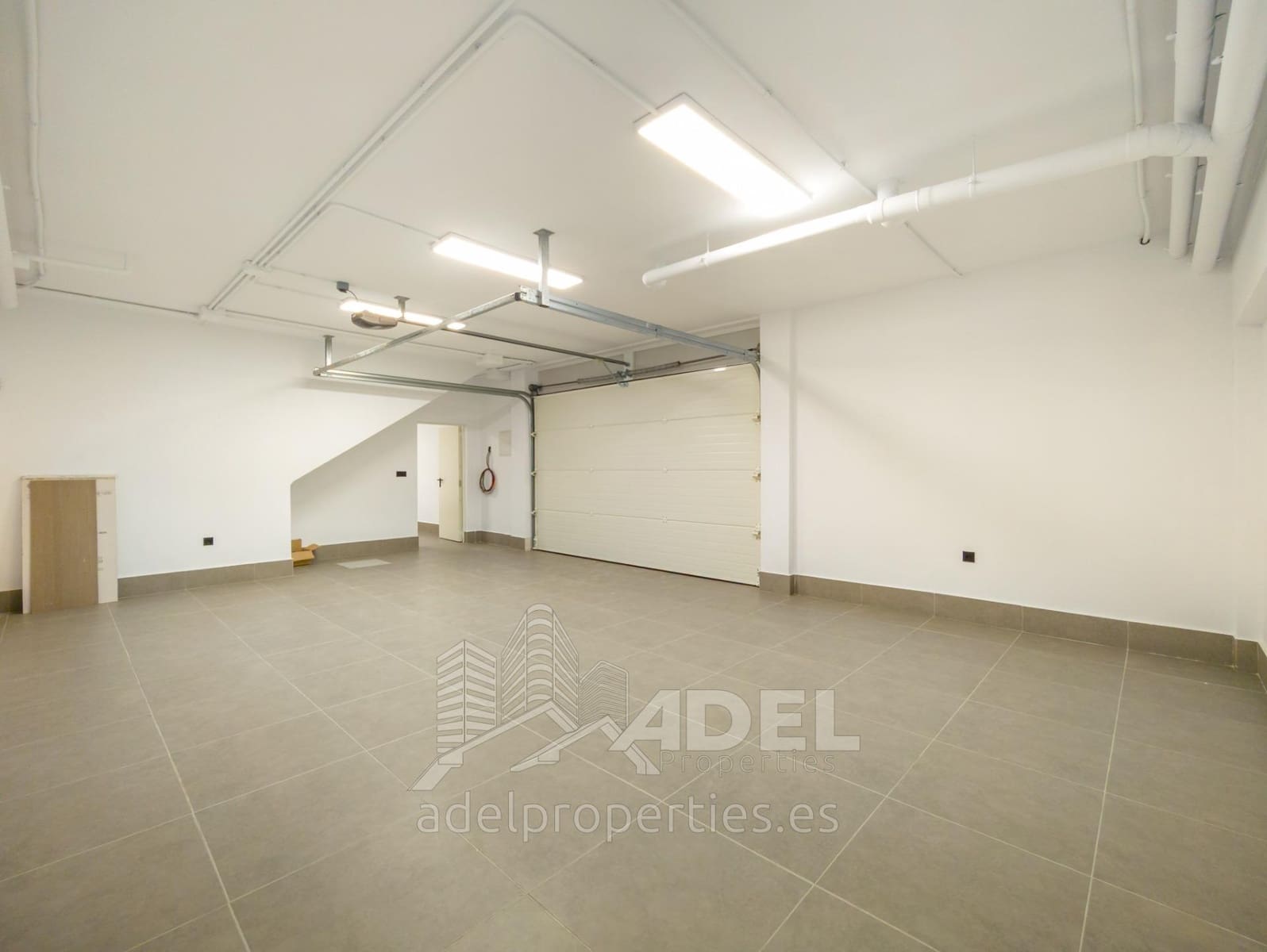 3 slaapkamer Villa te koop in Torrevieja met zwembad garage - € 595.000 (Ref: 9561742)