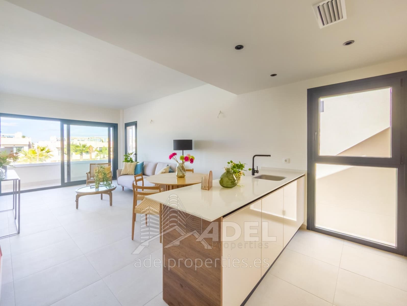 2 quarto Apartamento para venda em La Veleta com piscina - 380 000 € (Ref: 9565204)