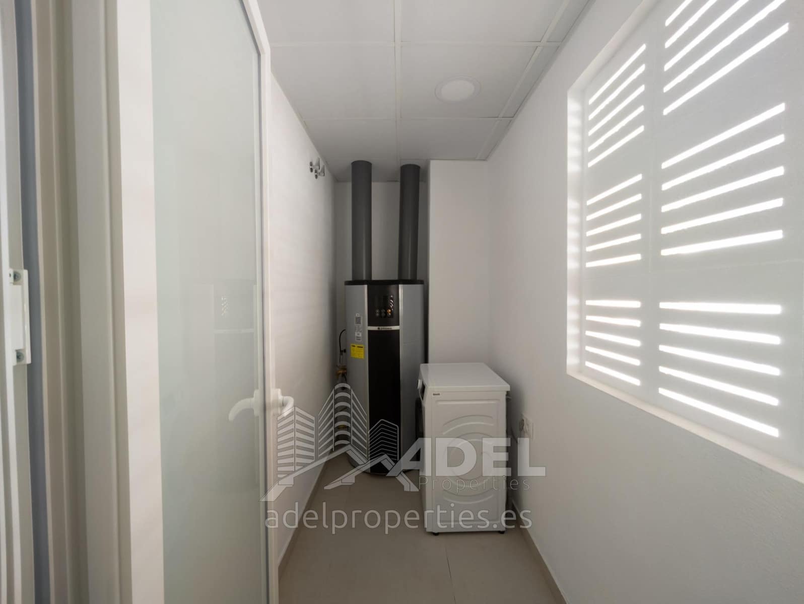 2 quarto Apartamento para venda em La Veleta com piscina - 380 000 € (Ref: 9565204)