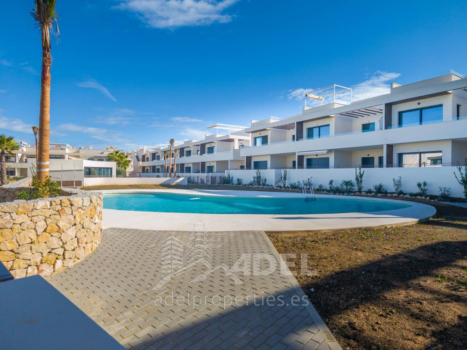 2 quarto Apartamento para venda em La Veleta com piscina - 380 000 € (Ref: 9565204)