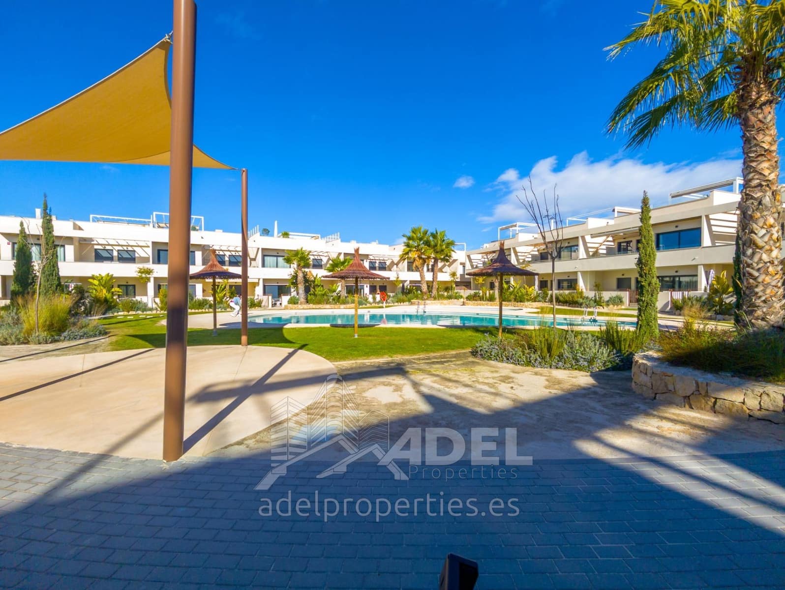 2 quarto Apartamento para venda em La Veleta com piscina - 380 000 € (Ref: 9565204)