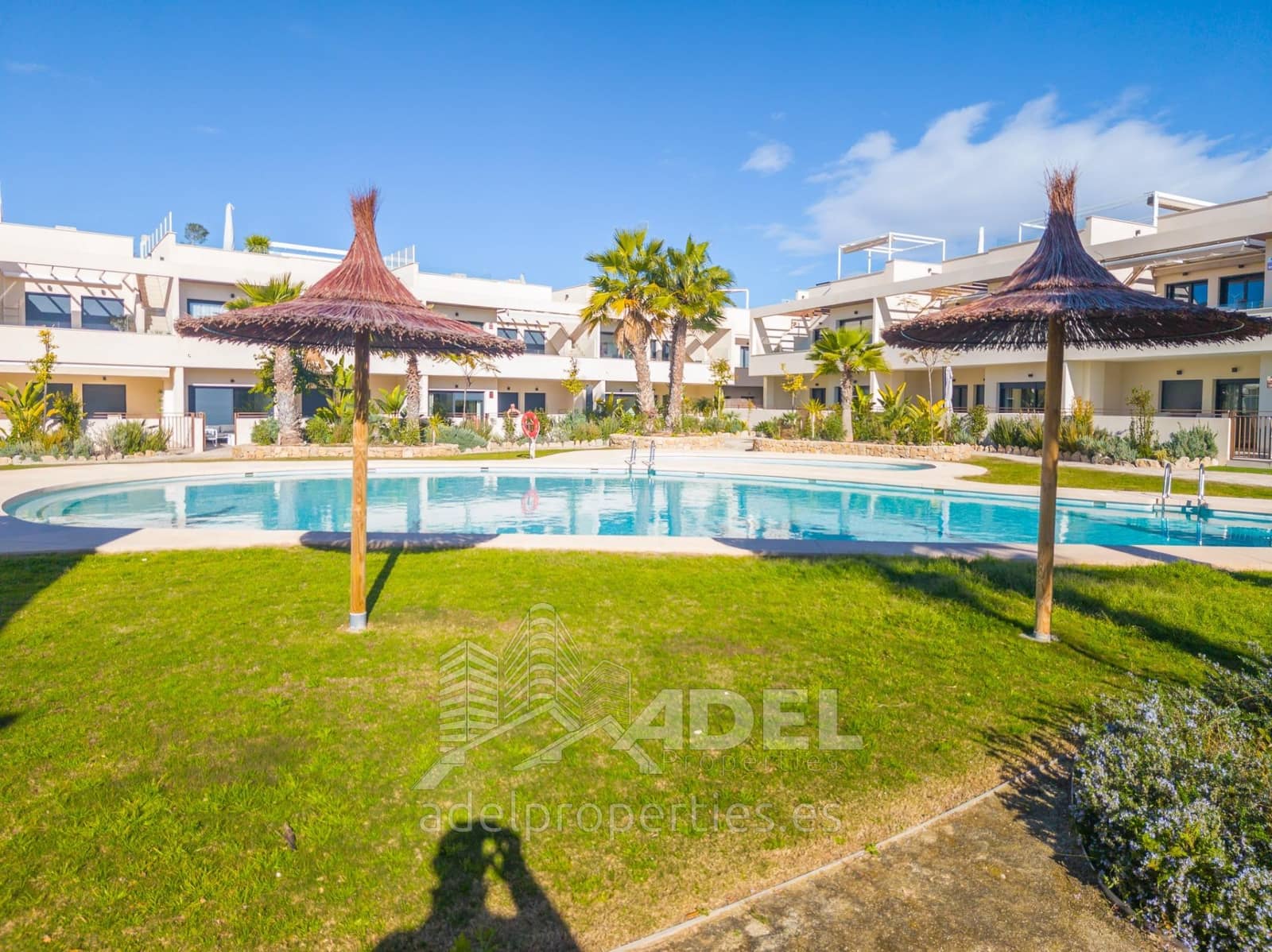 2 quarto Apartamento para venda em La Veleta com piscina - 380 000 € (Ref: 9565204)