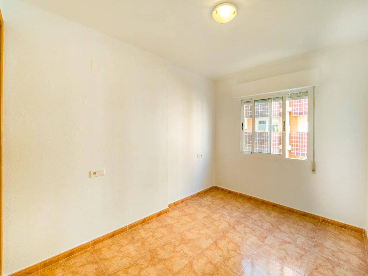 3 soveværelse Lejlighed til salg i Torrevieja - € 159.000 (Ref: 9565205)
