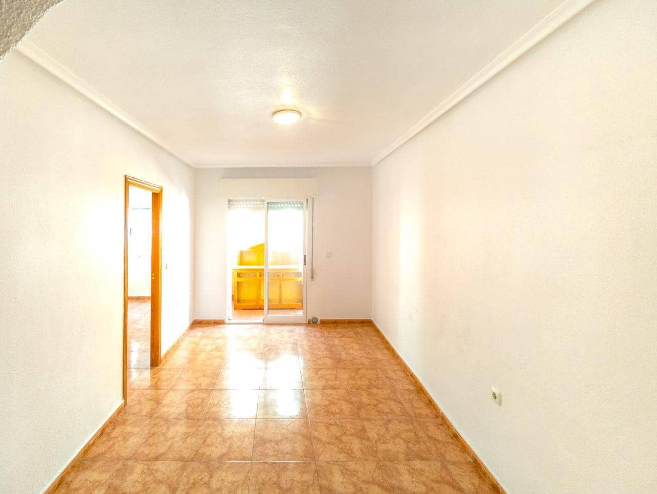 3 soveværelse Lejlighed til salg i Torrevieja - € 159.000 (Ref: 9565205)