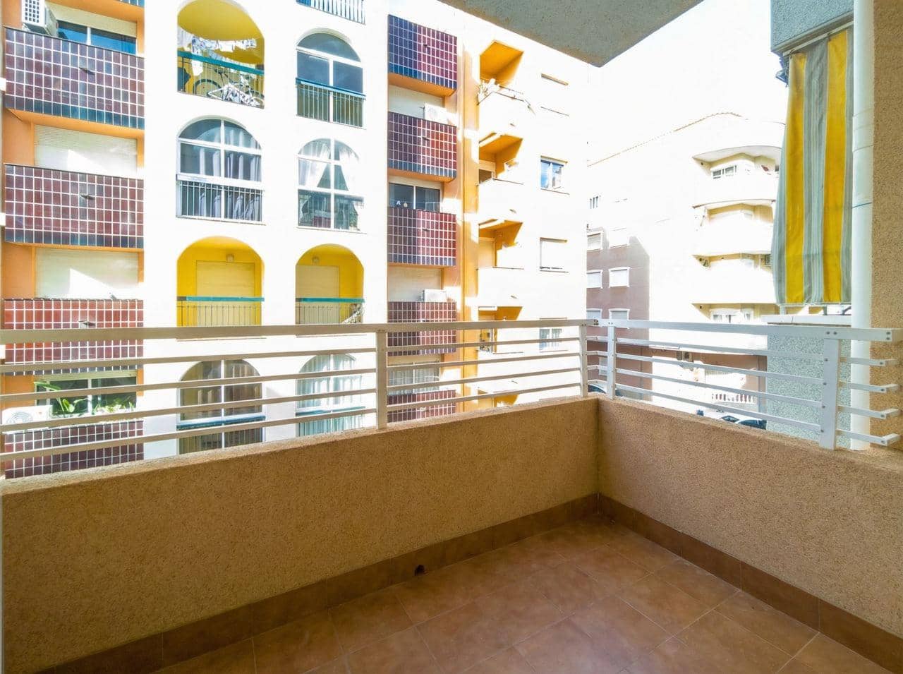 3 soveværelse Lejlighed til salg i Torrevieja - € 159.000 (Ref: 9565205)