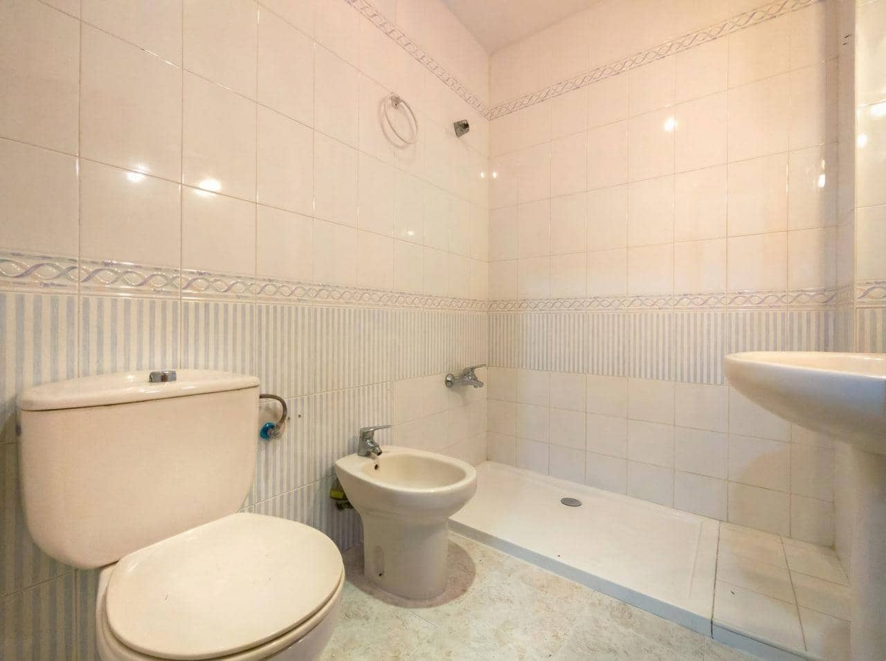 2 sypialnia Apartament na sprzedaż w Torrevieja z basenem - 122 500 € (Ref: 9574583)