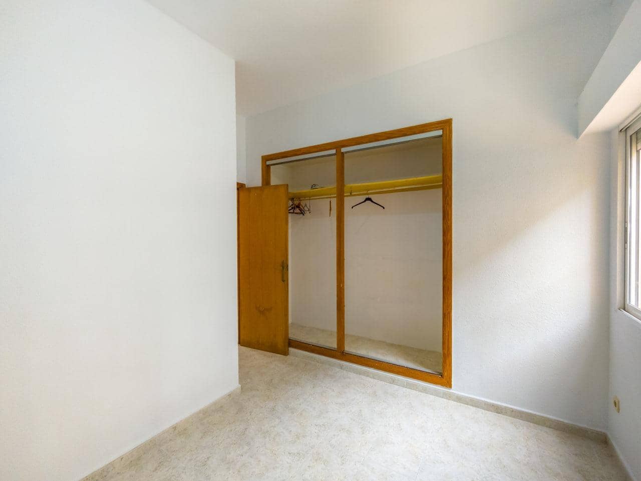 2 sypialnia Apartament na sprzedaż w Torrevieja z basenem - 122 500 € (Ref: 9574583)