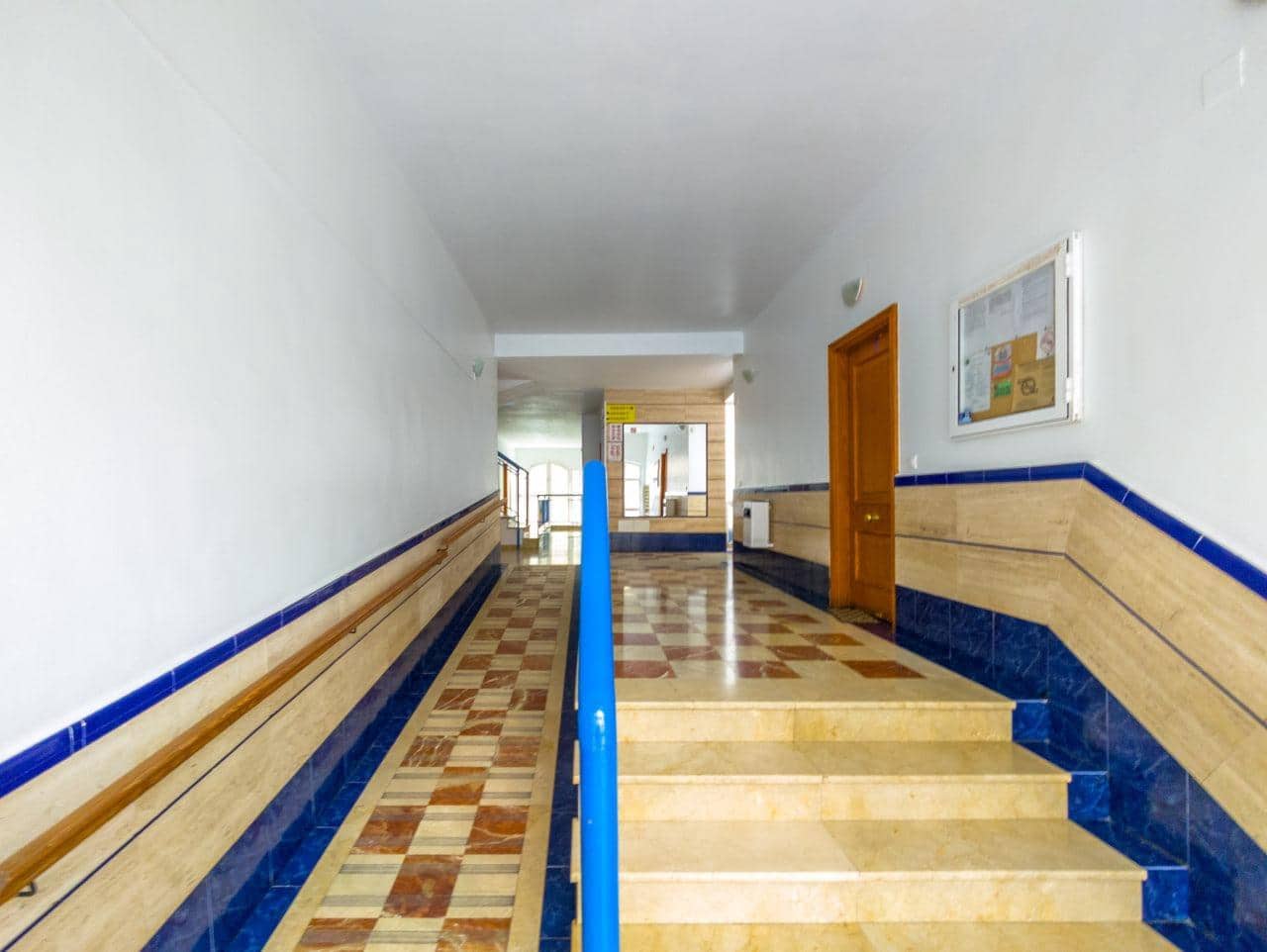 2 sypialnia Apartament na sprzedaż w Torrevieja z basenem - 122 500 € (Ref: 9574583)