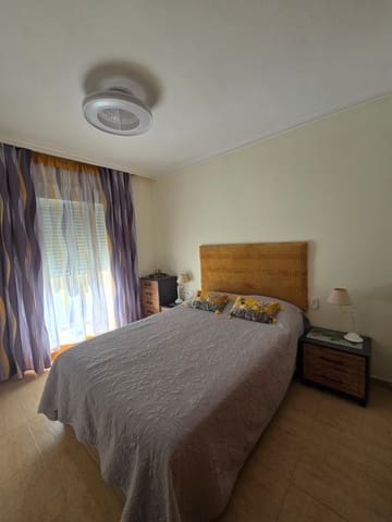 3 sovrum Semi-fristående Villa att hyra i Torrevieja - 1 600 € (Ref: 10004982)