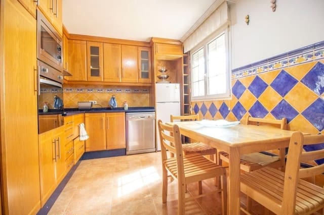 3 sypialnia Mieszkanie do wynajęcia w Torrevieja - 900 € (Ref: 10008292)