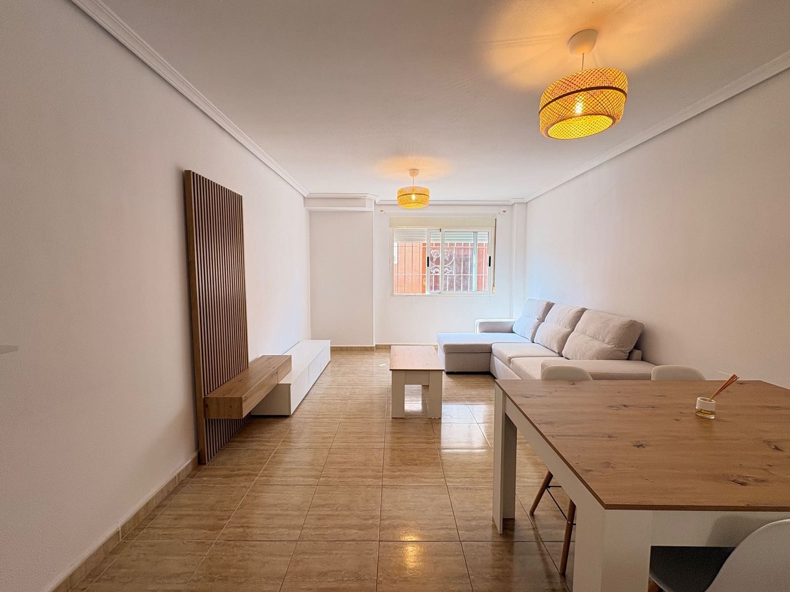 2 bedroom Flat for rent in Pilar de la Horadada - € 800 (Ref: 10010240)