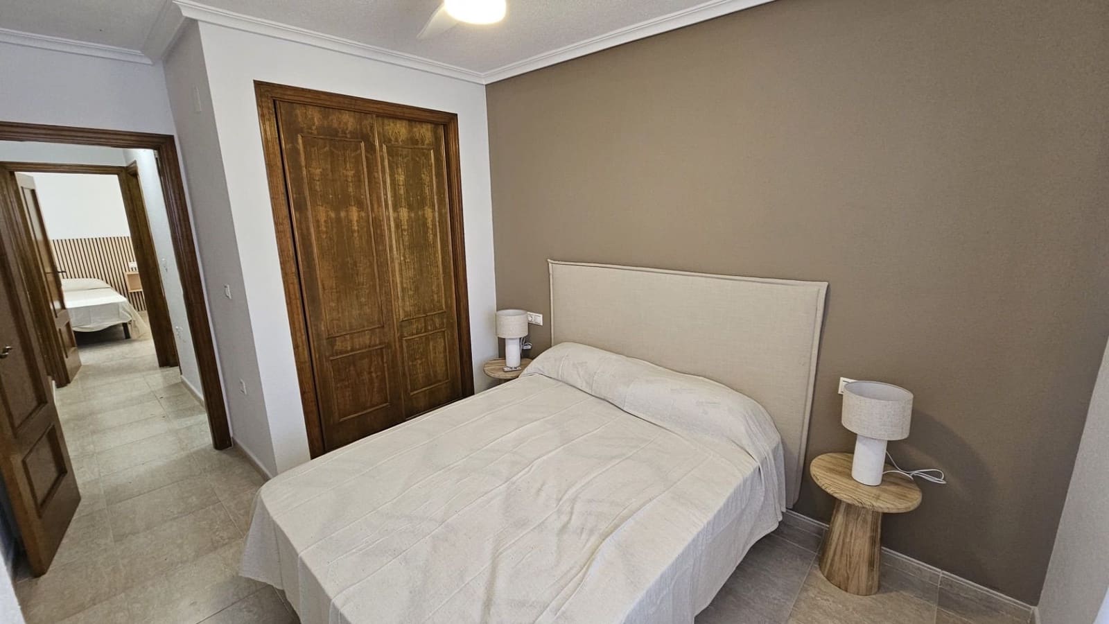 Bungalow de 2 chambres à louer à Orihuela Costa avec piscine garage - 1 150 € (Ref: 10021942)