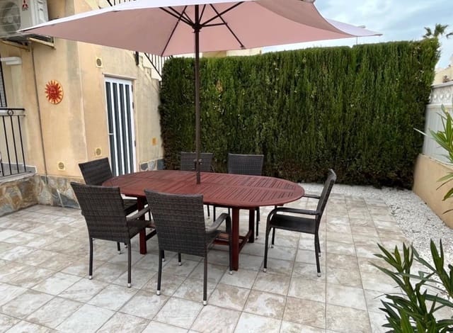 Bungalow de 2 habitaciones en Orihuela Costa, Orihuela en venta con piscina - 159.900 € (Ref: 10021943)