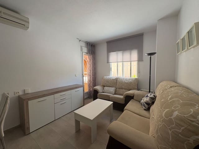 2 soverom Leilighet til leie i Guardamar del Segura med svømmebasseng - € 750 (Ref: 10023536)