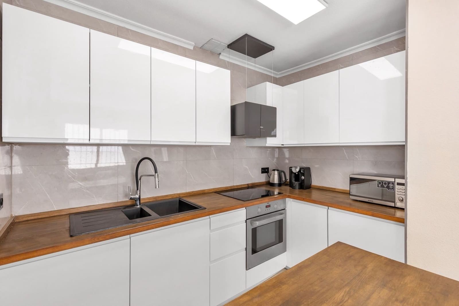 3 quarto Moradia para arrendar em Orihuela Costa com piscina garagem - 1 650 € (Ref: 10026701)