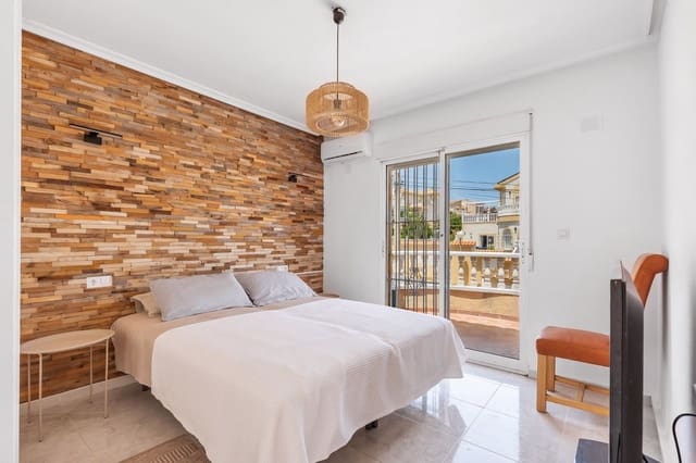 3 quarto Moradia para arrendar em Orihuela Costa, Orihuela com piscina garagem - 1 650 € (Ref: 10026701)