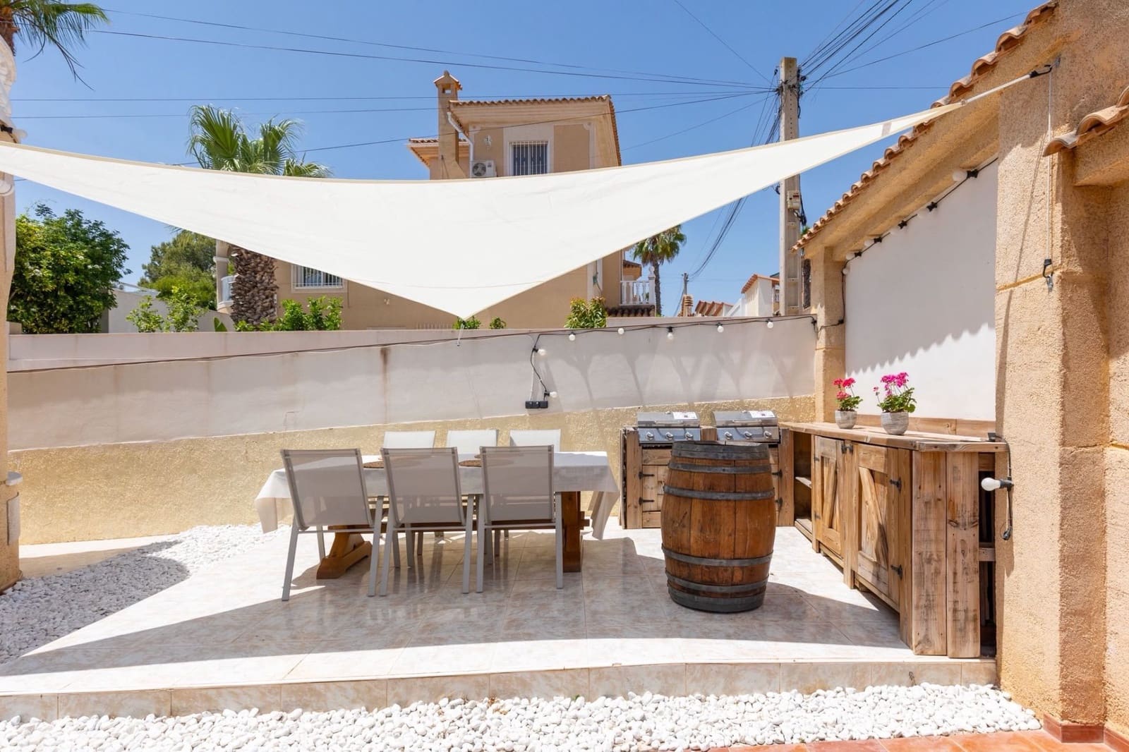 3 quarto Moradia para arrendar em Orihuela Costa com piscina garagem - 1 650 € (Ref: 10026701)