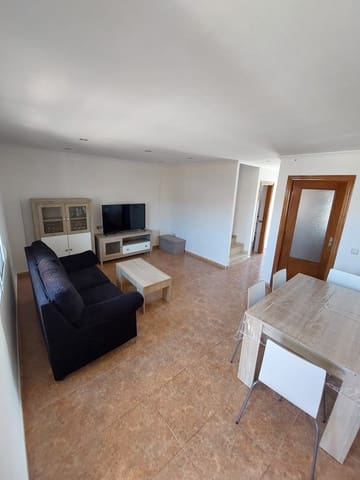 3 slaapkamer Villa te huur in Torrevieja met garage - € 700 (Ref: 10029993)