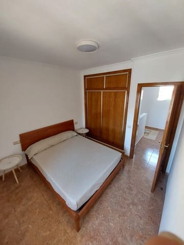 3 slaapkamer Villa te huur in Torrevieja met garage - € 700 (Ref: 10029993)