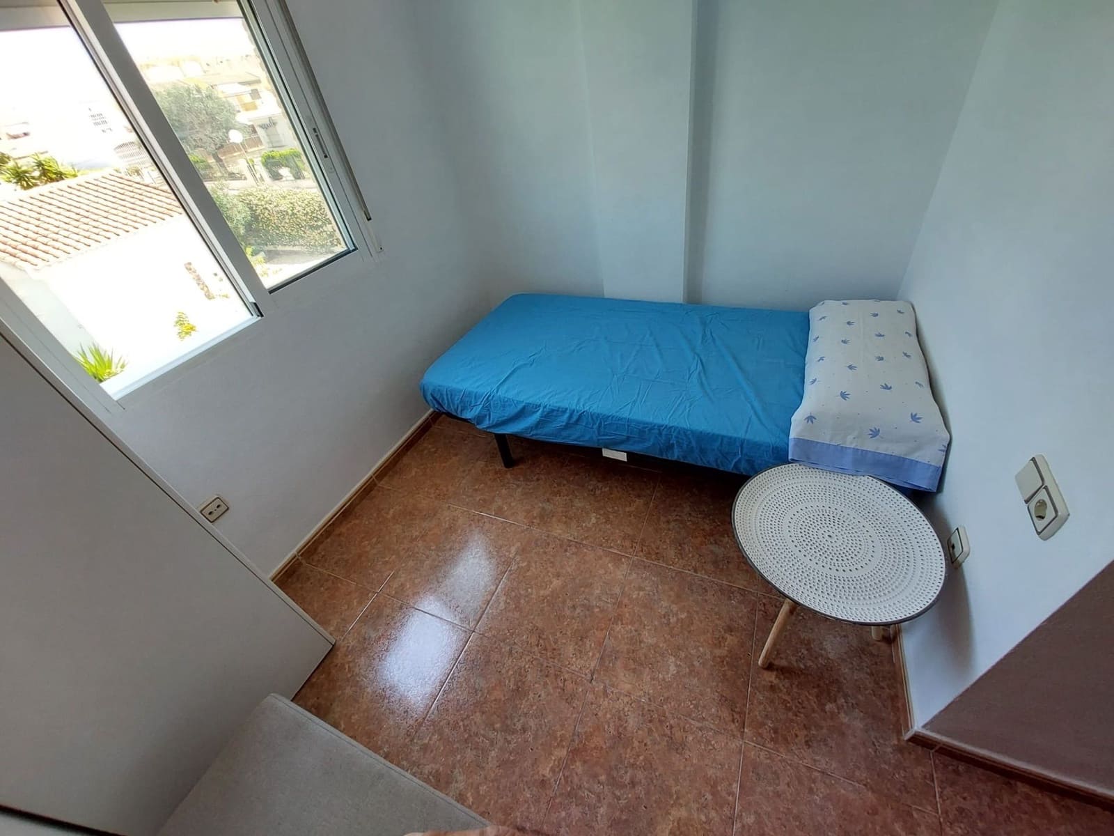 3 slaapkamer Villa te huur in Torrevieja met garage - € 700 (Ref: 10029993)