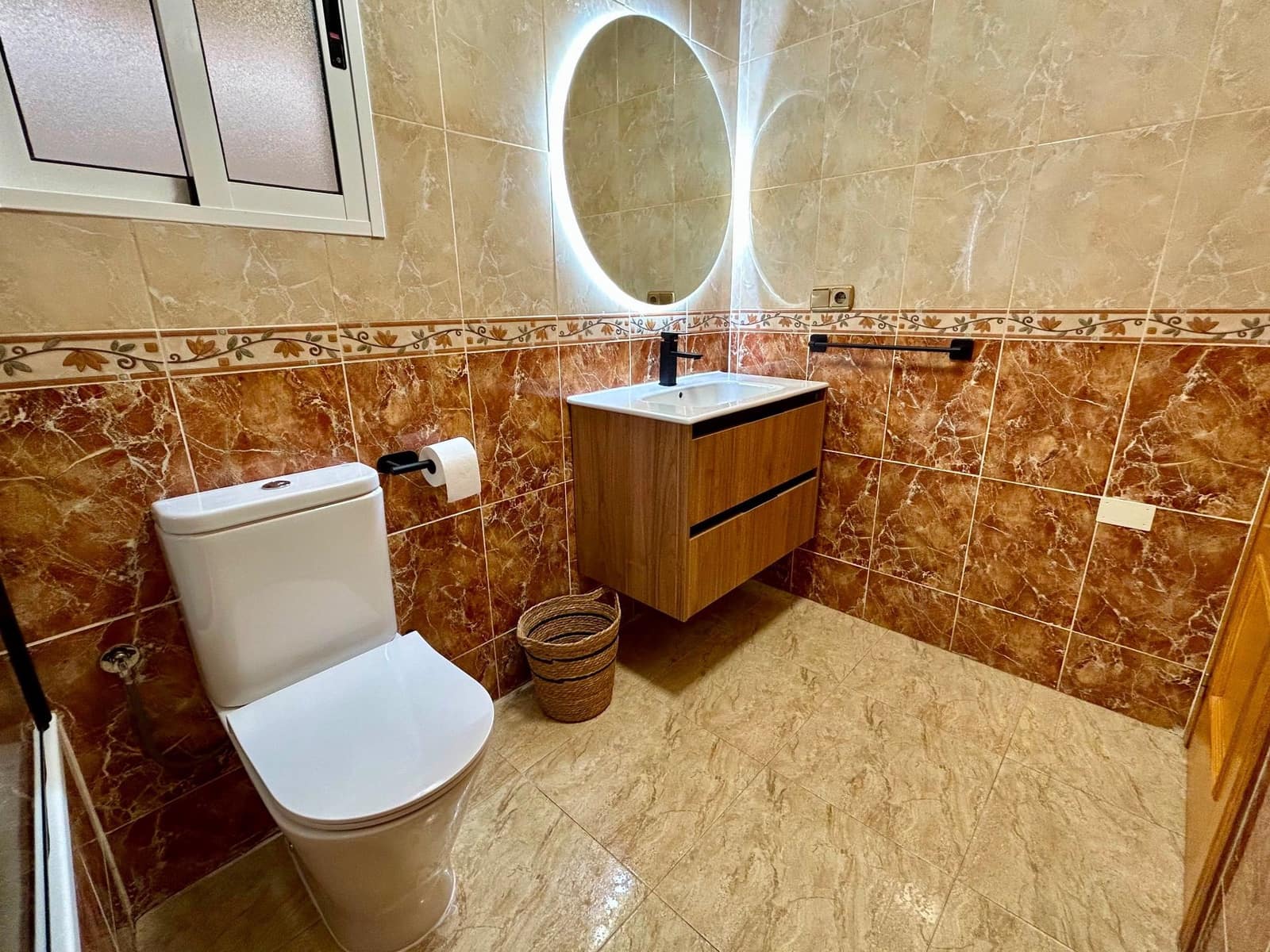 Piso de 2 habitaciones en Los Montesinos en alquiler con piscina - 725 € (Ref: 10031431)