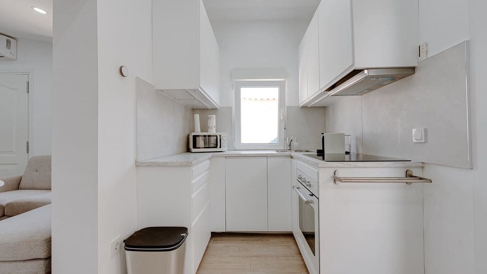 Chalet de 3 habitaciones en Torrevieja en alquiler con piscina garaje - 3.000 € (Ref: 10033419)