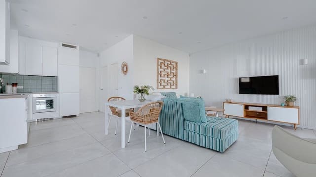 3 sovrum Villa att hyra i Torrevieja med pool garage - 3 000 € (Ref: 10033419)
