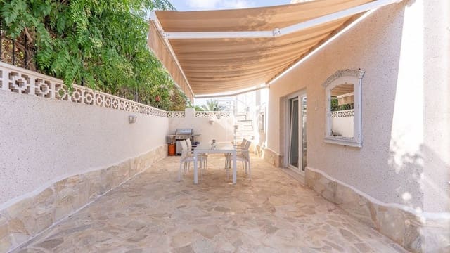 3 sovrum Villa att hyra i Torrevieja med pool garage - 3 000 € (Ref: 10033419)