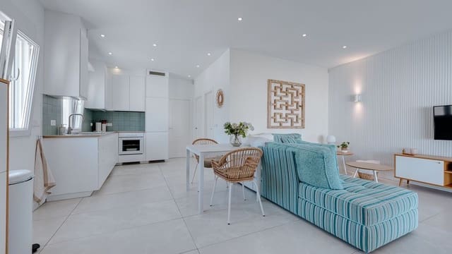3 sovrum Villa att hyra i Torrevieja med pool garage - 3 000 € (Ref: 10033419)