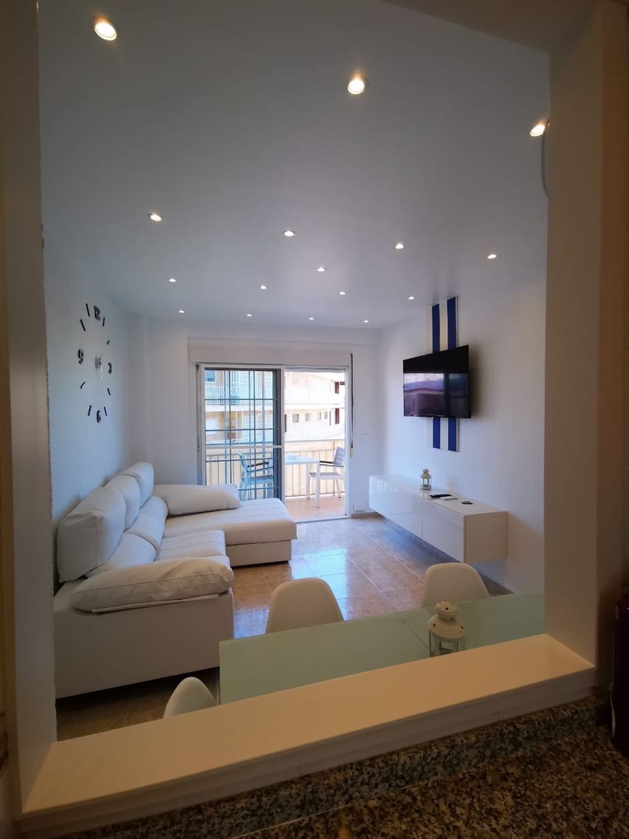 3 sypialnia Penthouse do wynajęcia w Torrevieja - 1 100 € (Ref: 10034860)