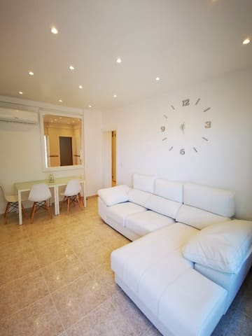 3 sypialnia Penthouse do wynajęcia w Torrevieja - 1 100 € (Ref: 10034860)
