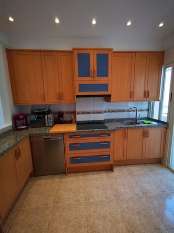 3 sypialnia Penthouse do wynajęcia w Torrevieja - 1 100 € (Ref: 10034860)