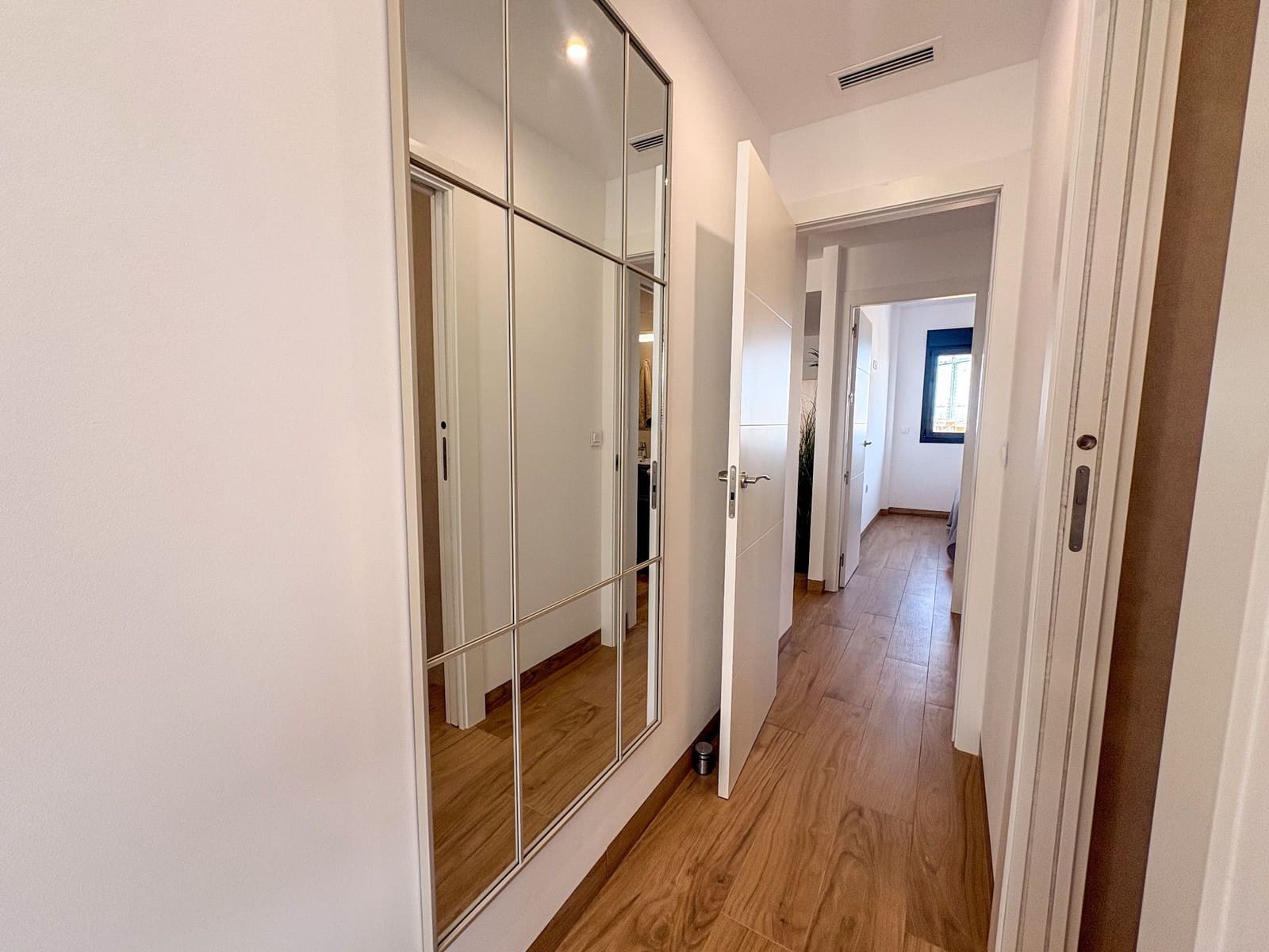 2 camera da letto Appartamento da affittare in Torrevieja con piscina garage - 1.750 € (Rif: 10034861)