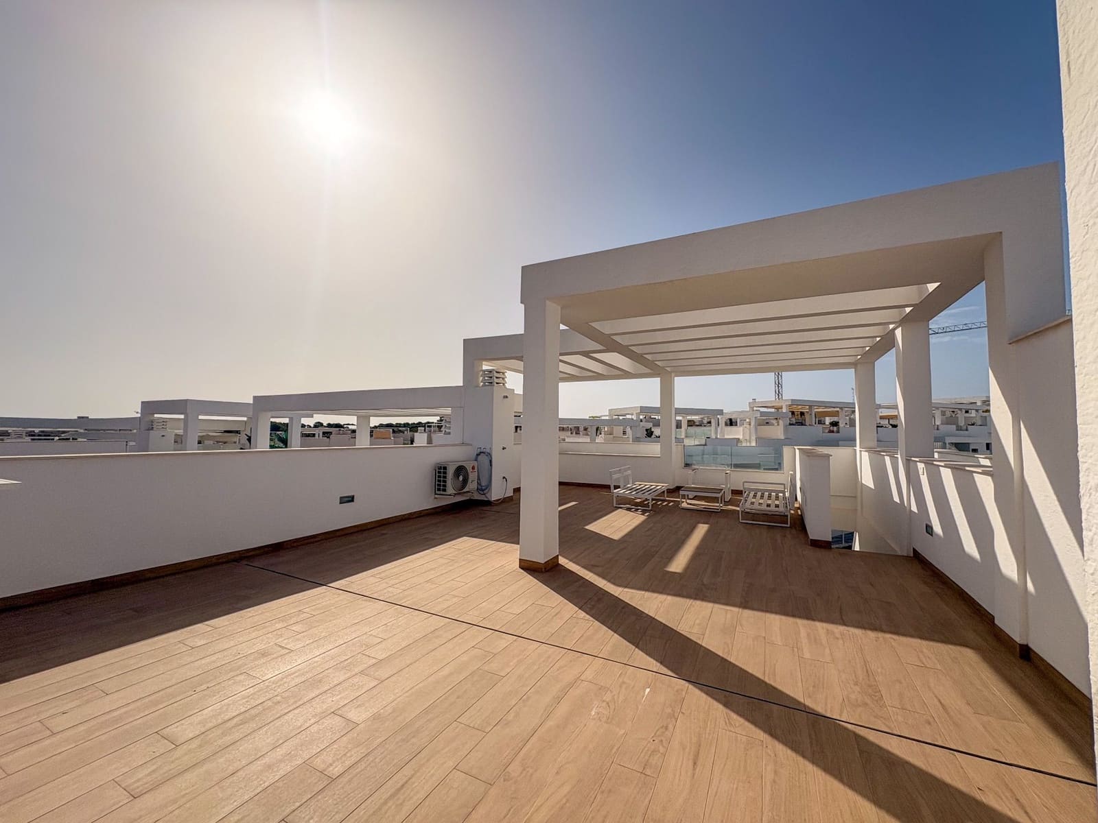 2 camera da letto Appartamento da affittare in Torrevieja con piscina garage - 1.750 € (Rif: 10034861)