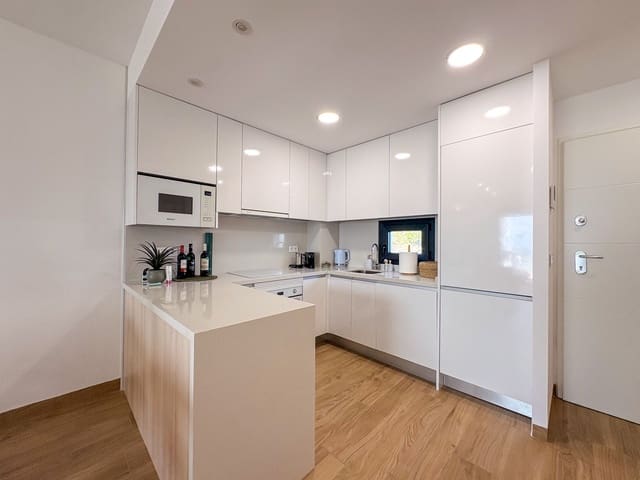 2 camera da letto Appartamento da affittare in Torrevieja con piscina garage - 1.750 € (Rif: 10034861)