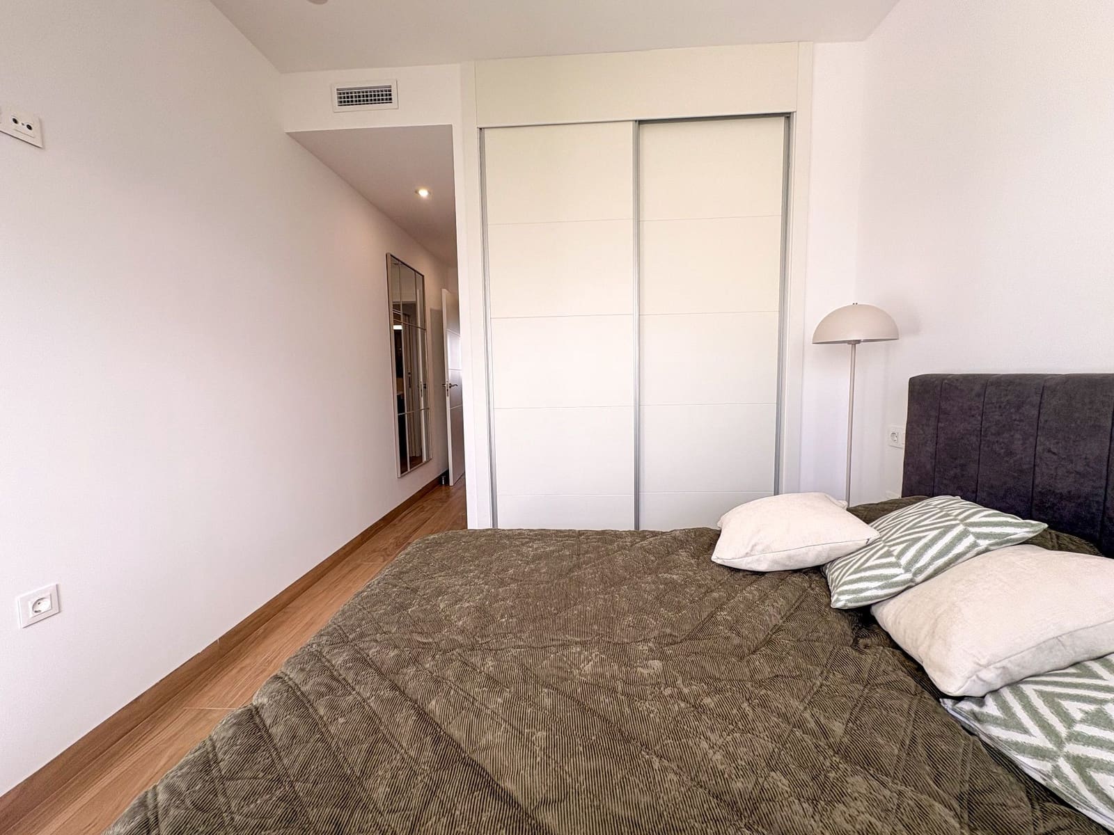 2 camera da letto Appartamento da affittare in Torrevieja con piscina garage - 1.750 € (Rif: 10034861)