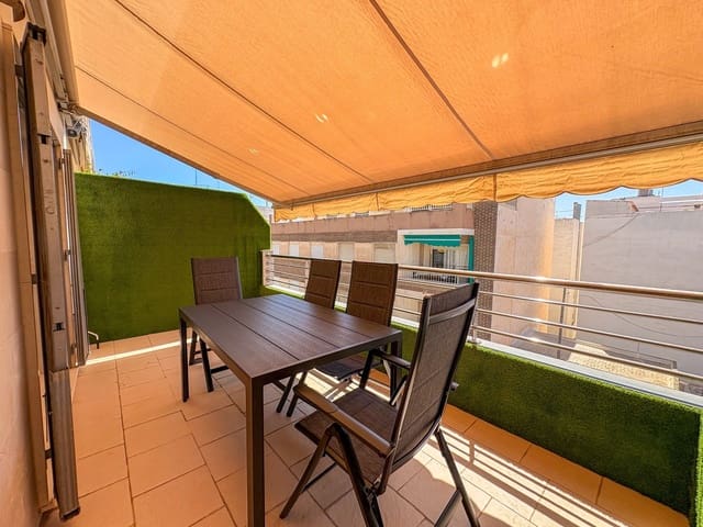 2 bedroom Penthouse for rent in Torrevieja - € 1,600 (Ref: 10042473)